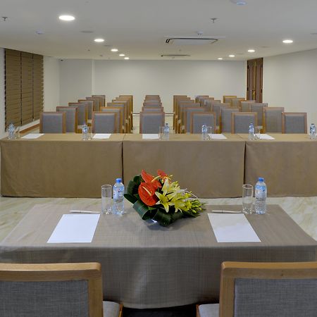London Hanoi Hotel Экстерьер фото