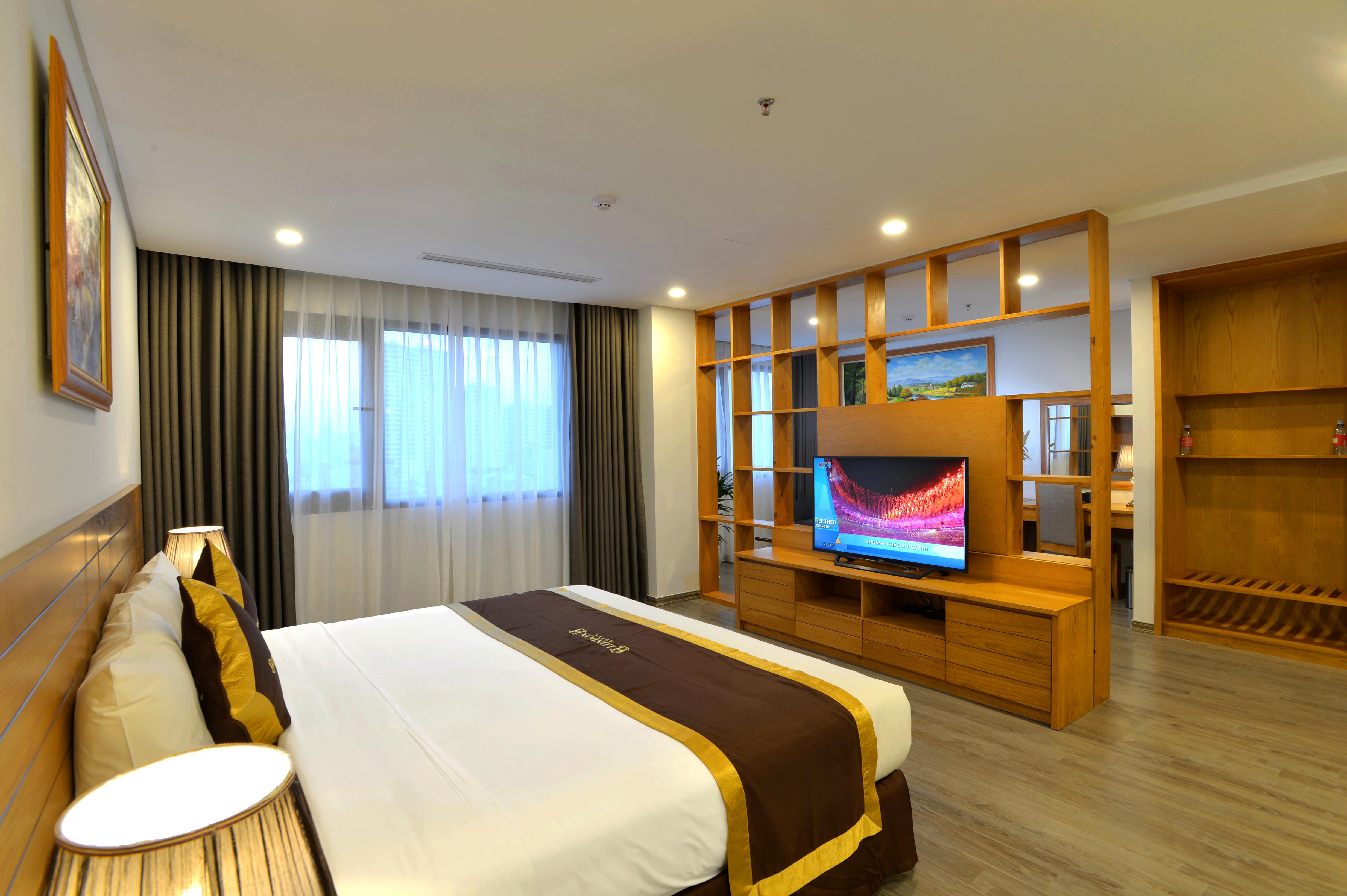 London Hanoi Hotel Экстерьер фото