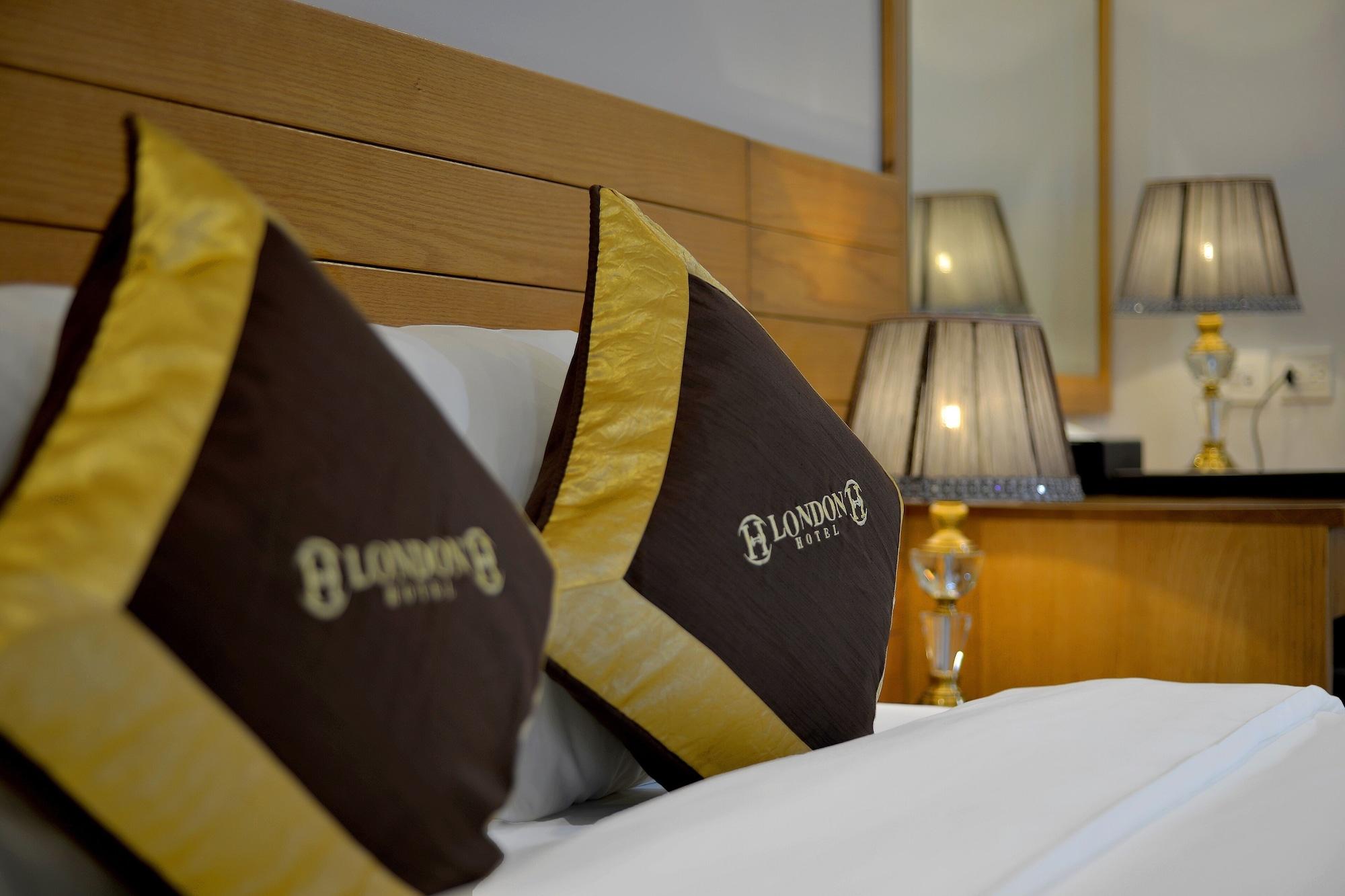 London Hanoi Hotel Экстерьер фото