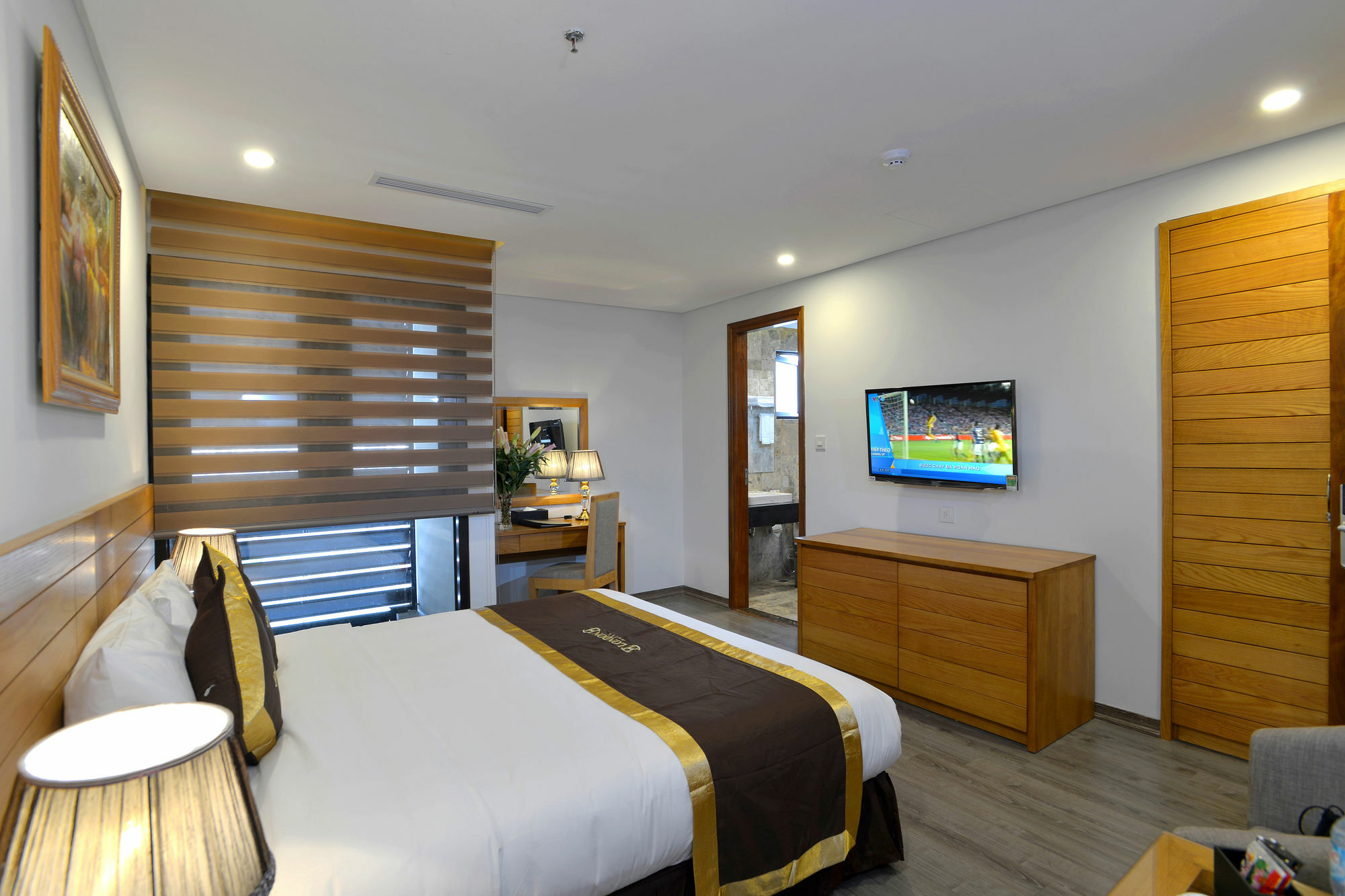 London Hanoi Hotel Экстерьер фото